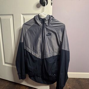 Womens nike sportswear windbreaker